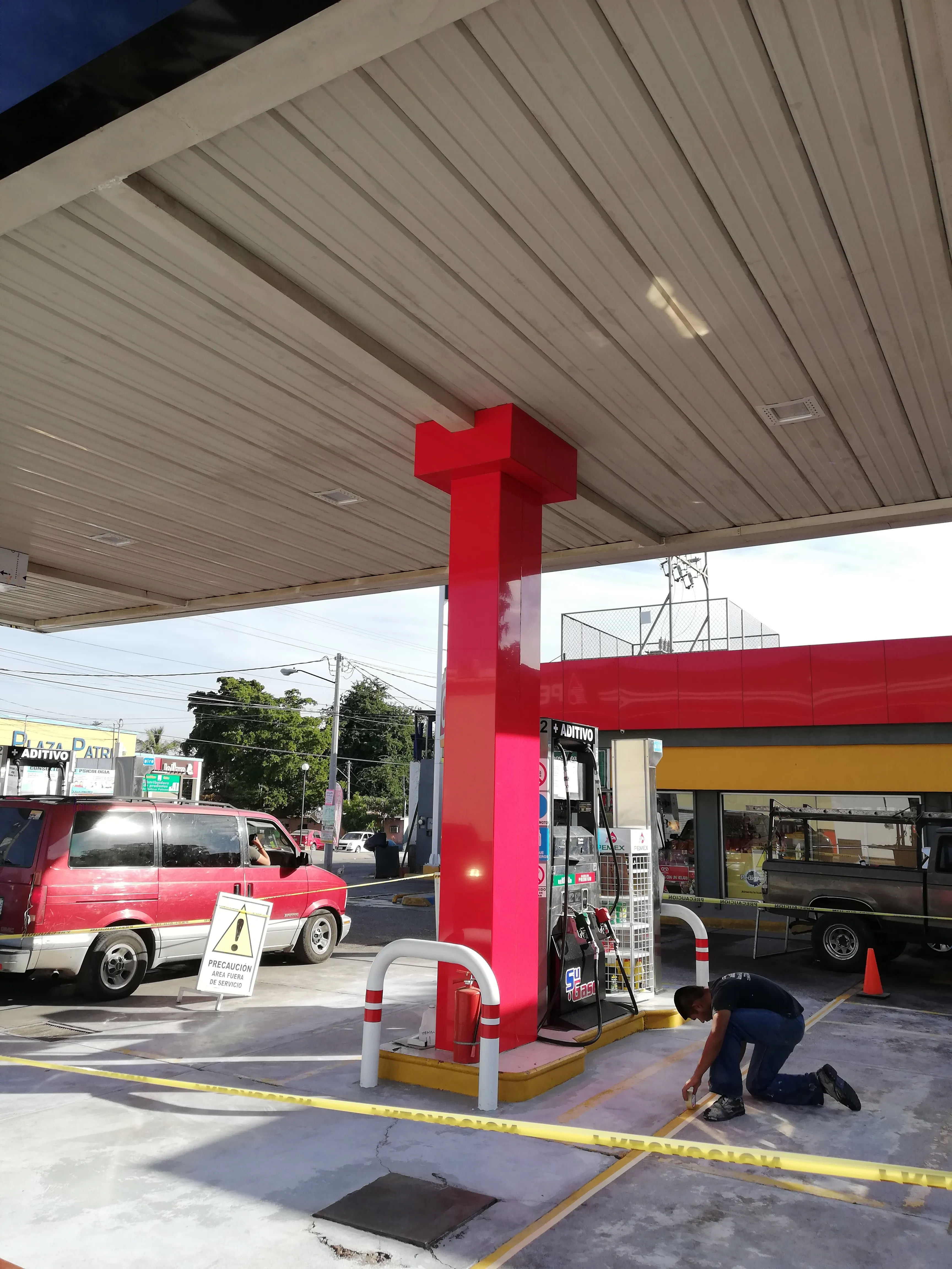 Gasolinera terminada