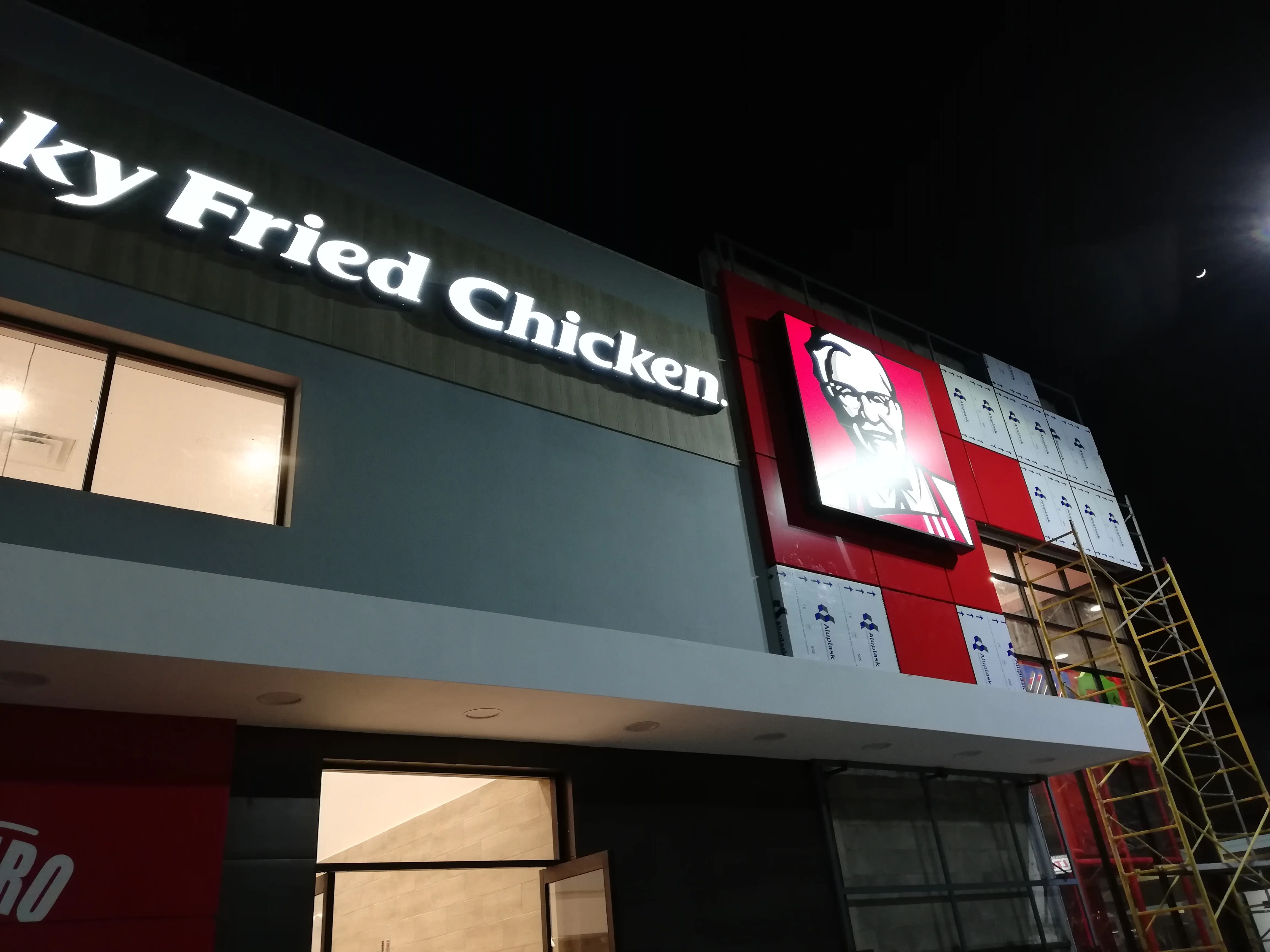 Fachada de panel de aluminio Kentucky Fried Chicken